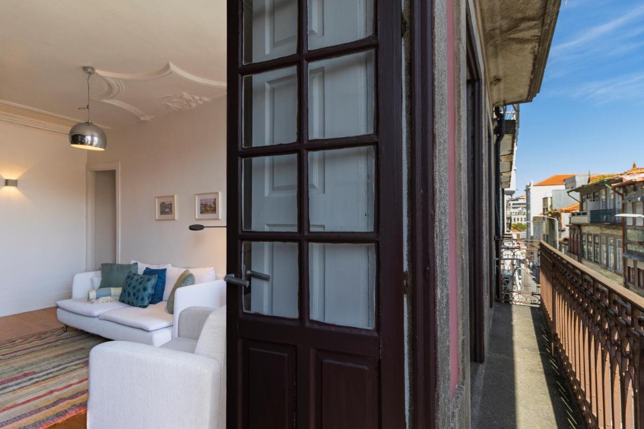 Porto 61 - Bright 2Br W/ Balcony By Lovelystay Eksteriør bilde